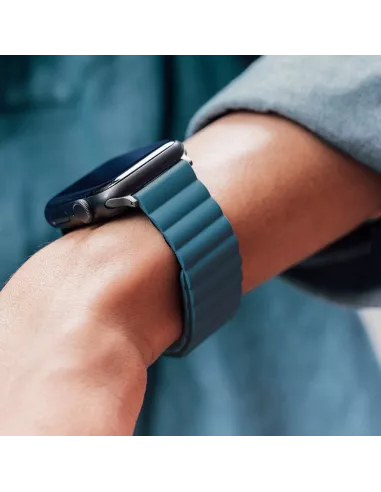 Bracelet Silicone à Fermeture Magnétique Apple watch 8, 7, 6, SE, 5...